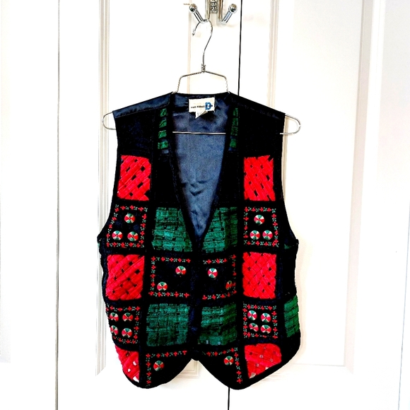 Paul Harris Design Tops - Red, Green, Black Velvet Latice Vest Christmas Medium Paul Harris‎ Holiday Y2k